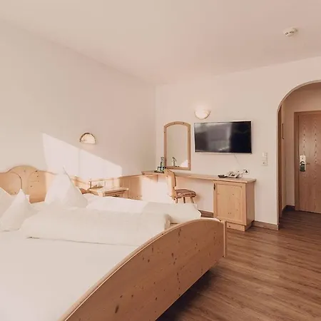 Fohre Hotel